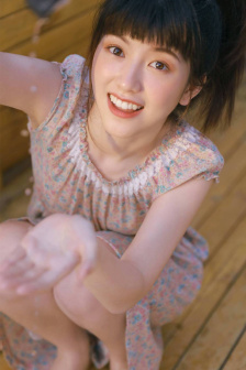 漂亮的女邻居2在线观看